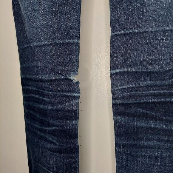 Womans Low Rise American Eagle Skinny Jeans - Picture 7 of 13